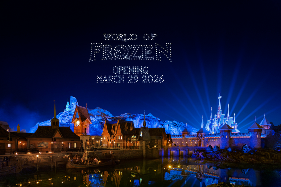 World of Frozen Disneyland Paris bei Nacht – neue Themenwelt mit Elsa und Arendell